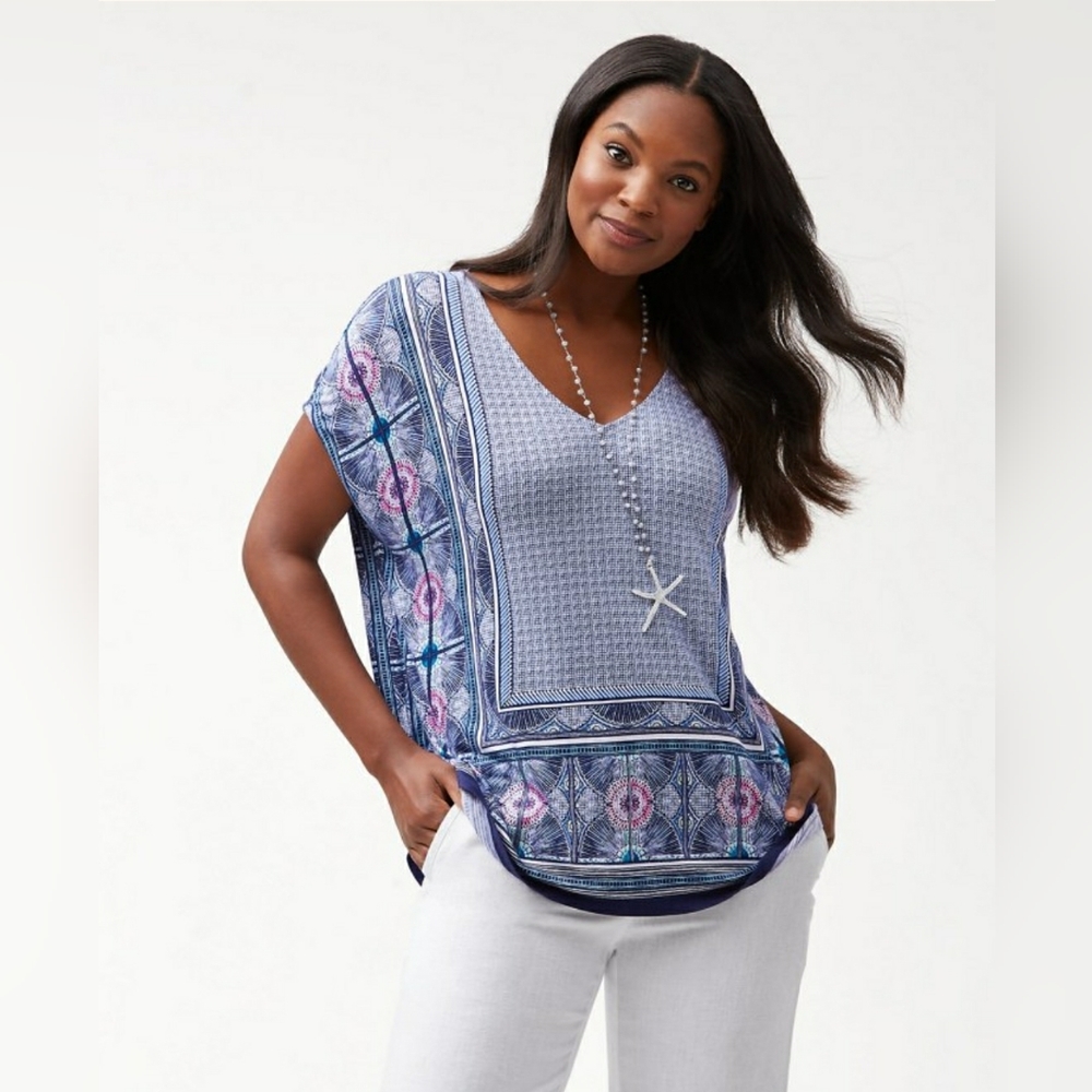 Sole Vita V-Neck Top